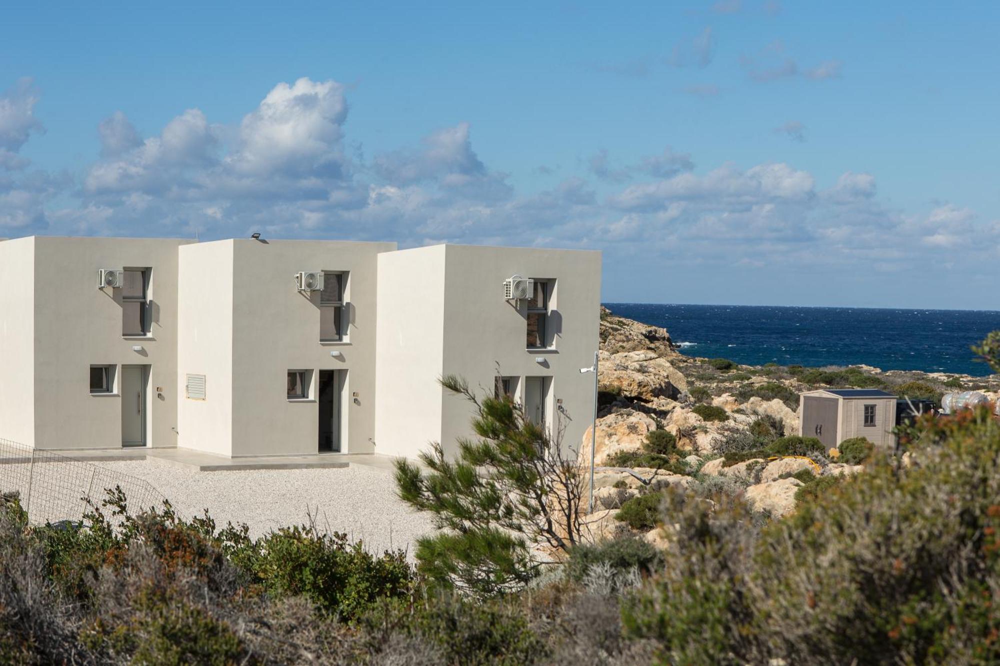 Cove Elafonisi Apartments Agios Pandeleimon  Eksteriør billede